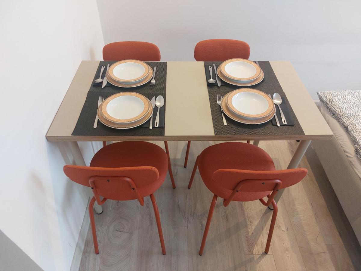 Utulny Apartman S Balkonom Apartment Братислава Екстериор снимка