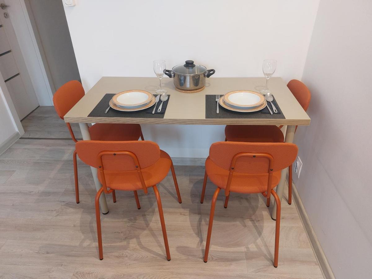 Utulny Apartman S Balkonom Apartment Братислава Екстериор снимка